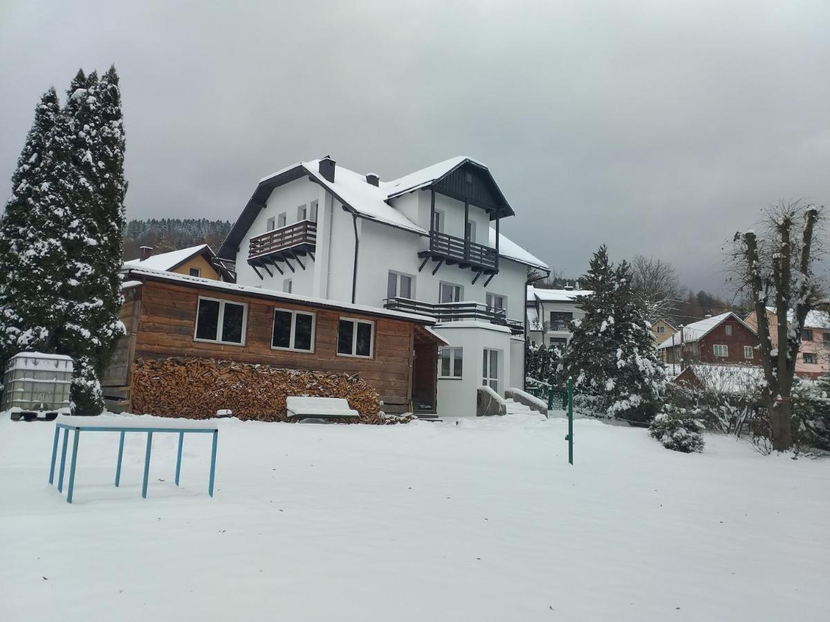 Milusia Muszyna Hotel Exterior photo